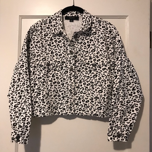 Miss Love Jackets & Blazers - Adorable White Leopard Print Jacket Miss Love Jackets & Blazers - Adorable White Leopard Print Jacket